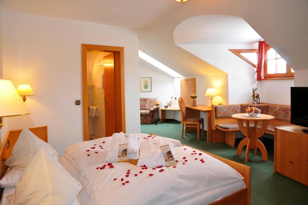 Hotel Zum Goldenen Hirschen Freistadt Pokój zdjęcie